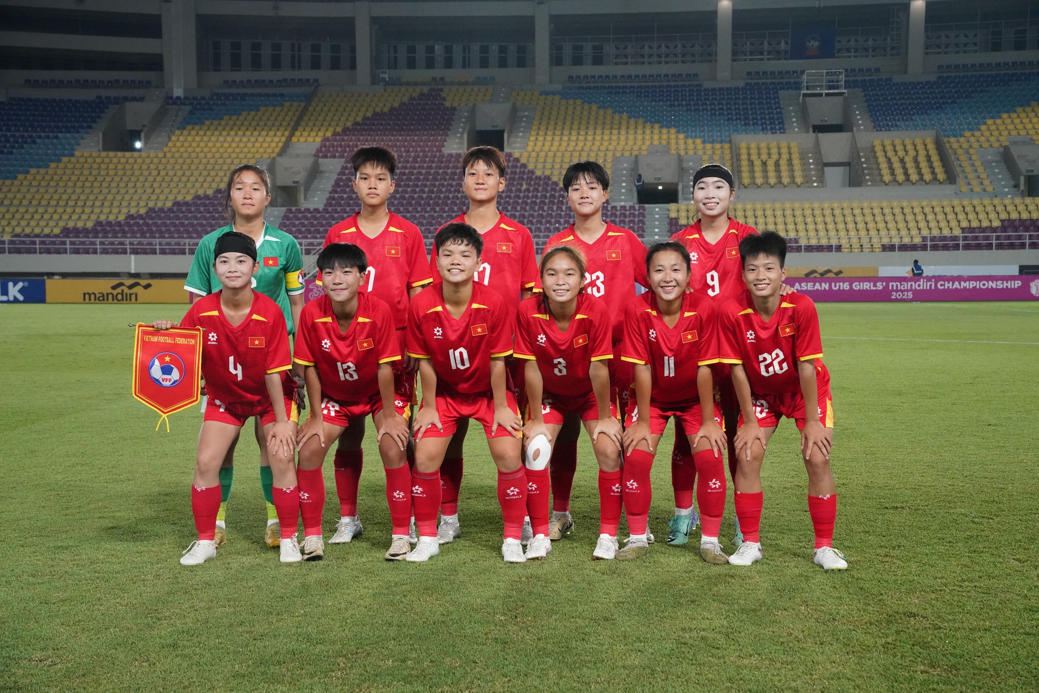 U16 nu Viet Nam