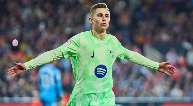 Fermin Lopez trong màu áo Barcelona