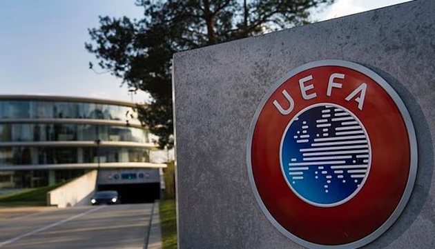 UEFA xem xét việc Crystal Palace dự Europa League