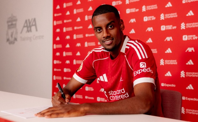Liverpool đã phá kỷ lục chuyển nhượng với Isak.