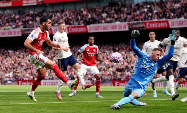Mikel Merino - Tiền vệ Arsenal