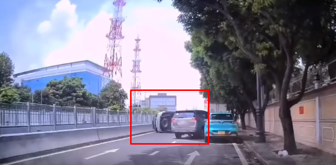 Khuyến cáo về an toàn giao thông đô thị