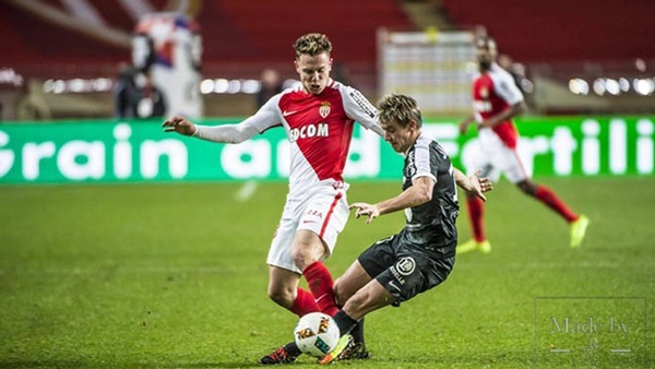 Cảnh trận đấu giữa Monaco và Metz
