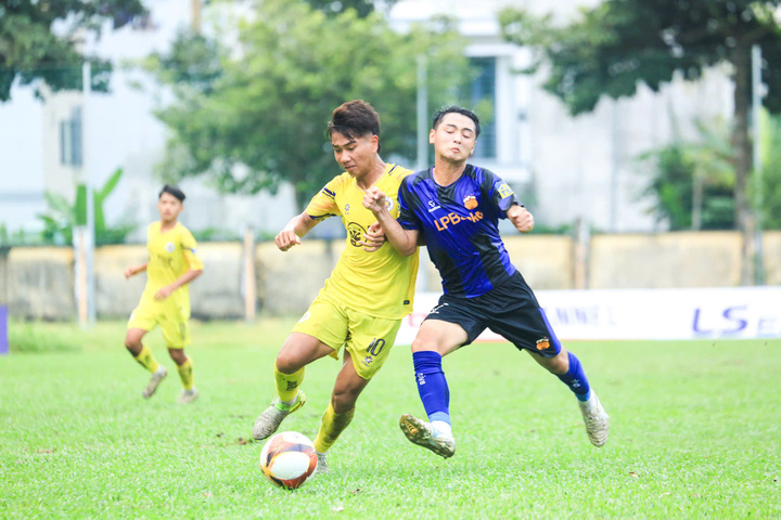 HAGL (xanh) thua đậm Hà Nội