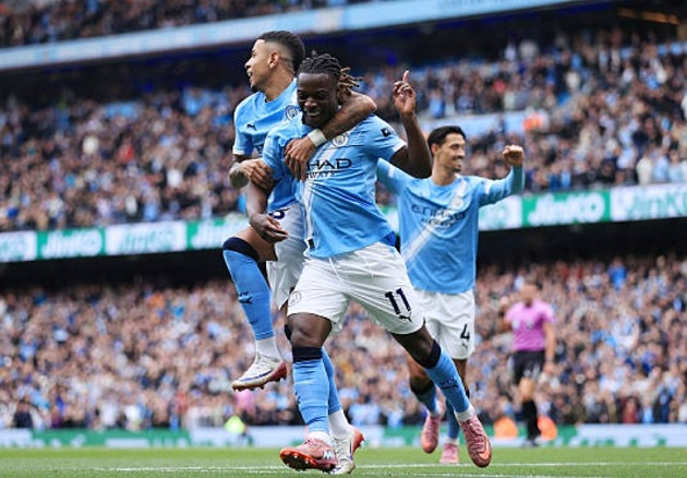 Jeremy Doku thi đấu nổi bật tại trận Man City vs Burnley