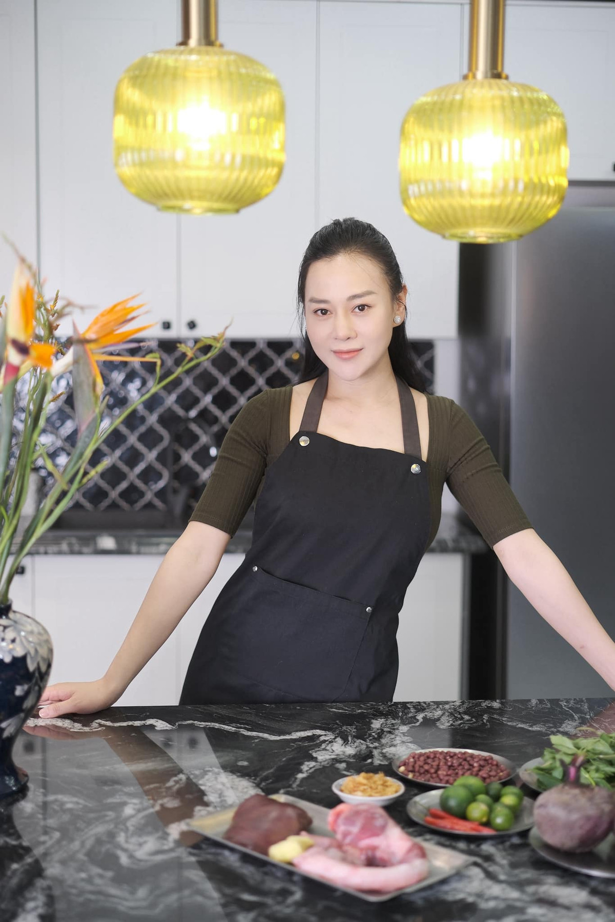 Căn bếp sang trọng của Phương Oanh