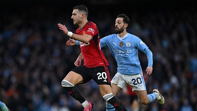 MU có thể rút ra những bài học từ Tottenham Hotspur.