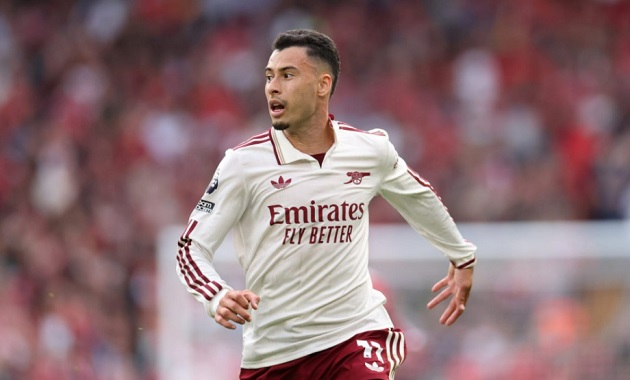 Martinelli chơi không ấn tượng trước Liverpool.