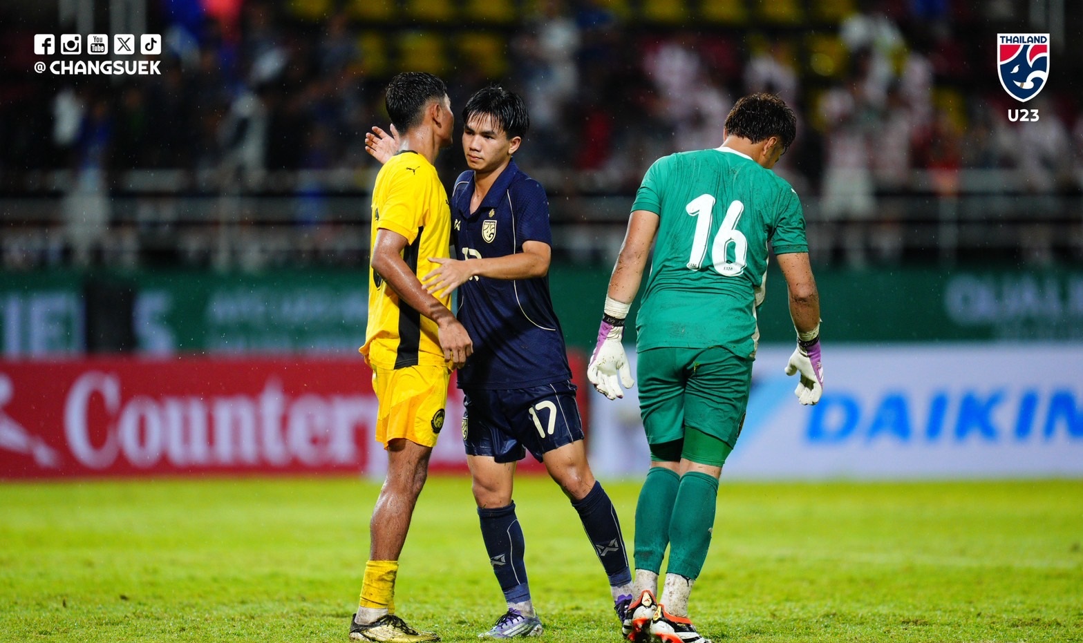U23 Thái Lan nhọc nhằn đánh bại U23 Malaysia nhờ bàn thắng của Kakana ở phút 90+3.