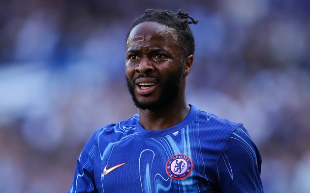Sterling lạc lõng tại Chelsea