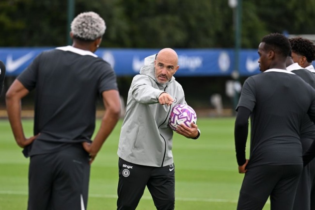 Chelsea đối mặt thử thách từ Brentford.