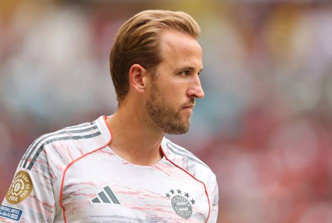 Kompany hài lòng với phong độ của Harry Kane