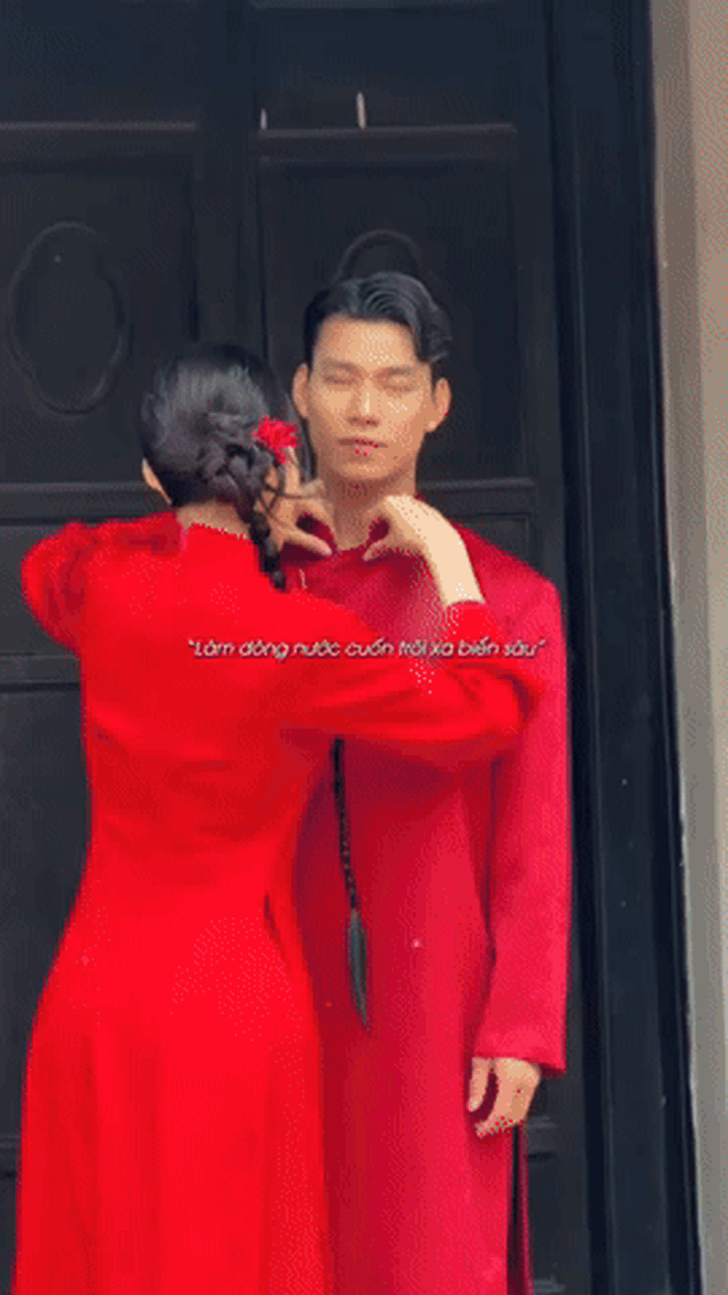 Vũ Văn Thanh và bạn gái khoảnh khắc tình cảm