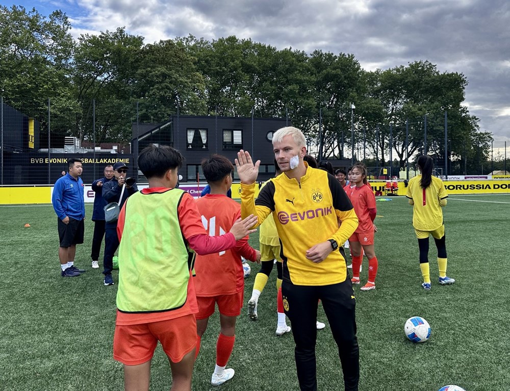 U17 nữ Việt Nam thắng U17 Borussia Dortmund