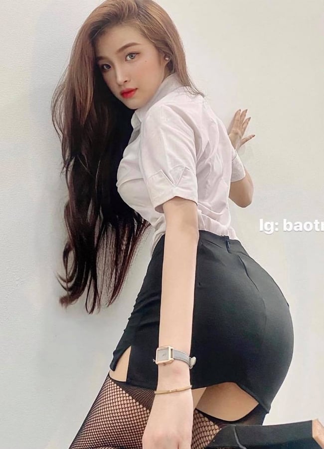 Bị hỏi thẳng chuyện có hay không bán hình nhạy cảm, hot girl Instagram 