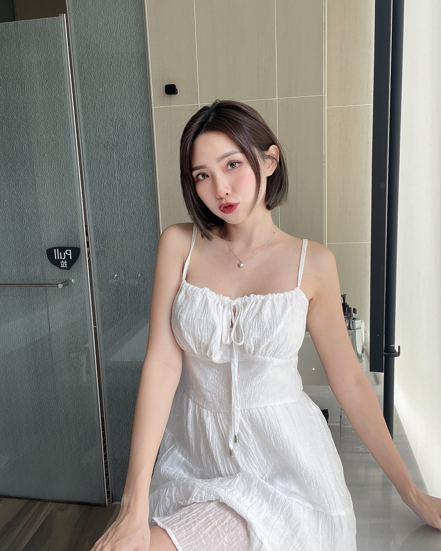 Hot girl gây sốt mạng xã hội, thể hiện khả năng chạy 100m đầy ấn tượng- Ảnh 2.