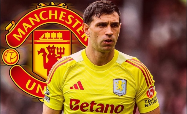 Martinez trở về Aston Villa sau khi bị từ chối bởi MU