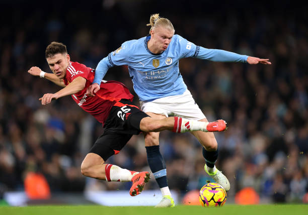 Man City và Man United đối đầu kịch tính