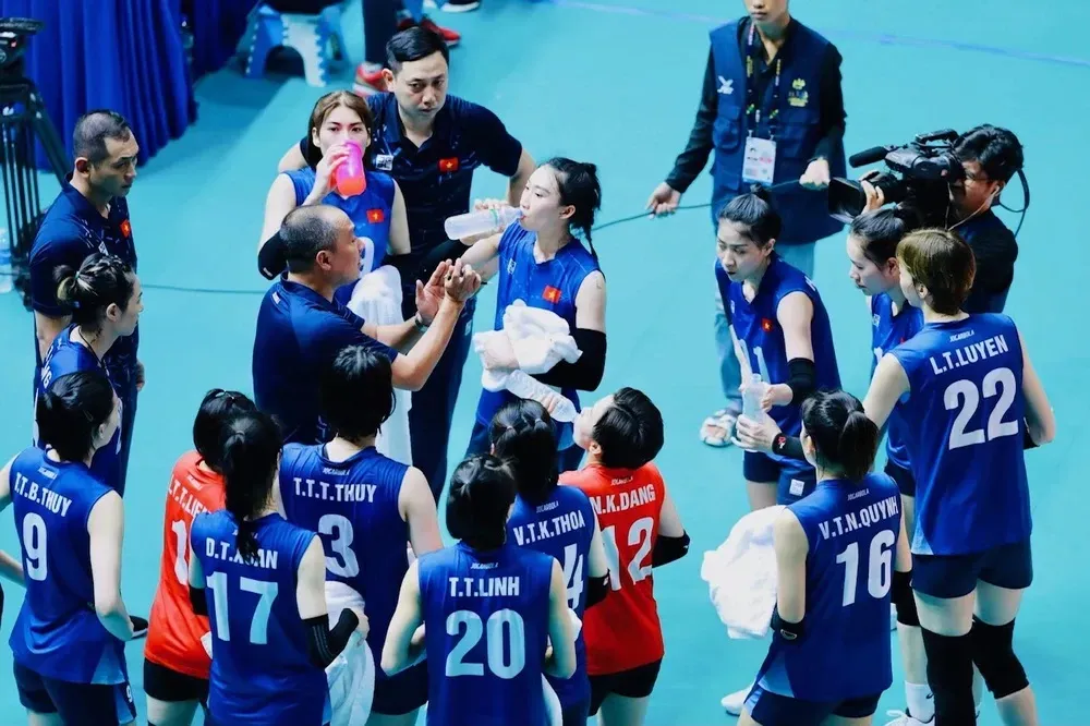 Đội tuyển bóng chuyền nữ Việt Nam tham dự SEA Games 32