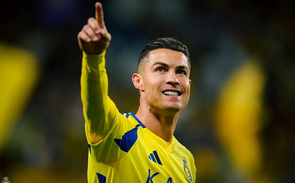 C.Ronaldo là ông hoàng về kiếm tiền, khiến Messi “hít khói