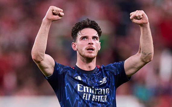 Declan Rice (7.1/10): Có vẻ chậm hơn một nhịp so với hàng tiền vệ cơ động.