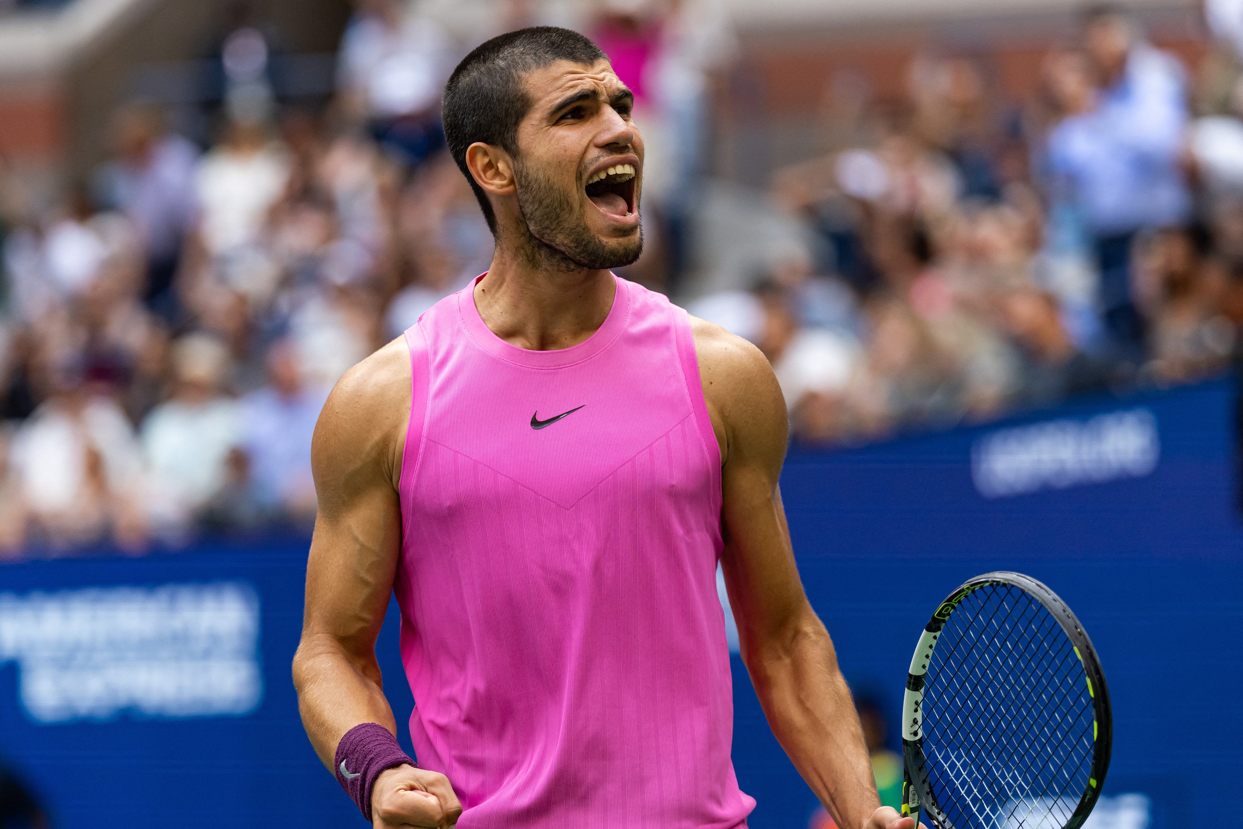 Carlos Alcaraz thi đấu tại bán kết US Open