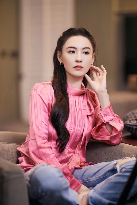 6 mỹ nhân liên luỵ trong scandal 