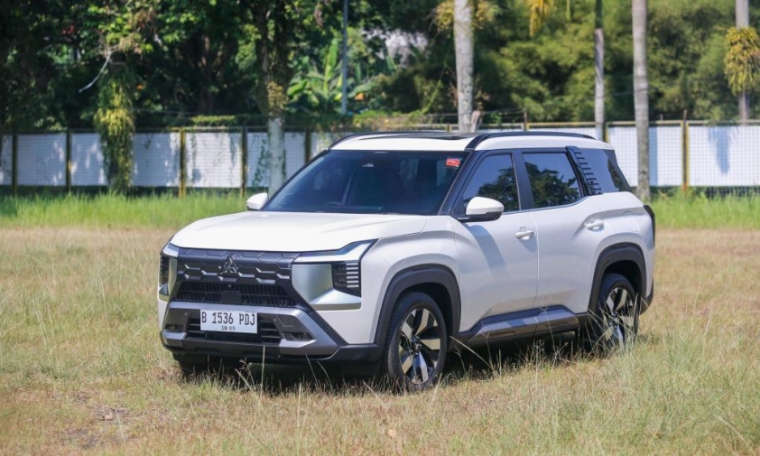 Mitsubishi Destinator mẫu CUV cỡ C