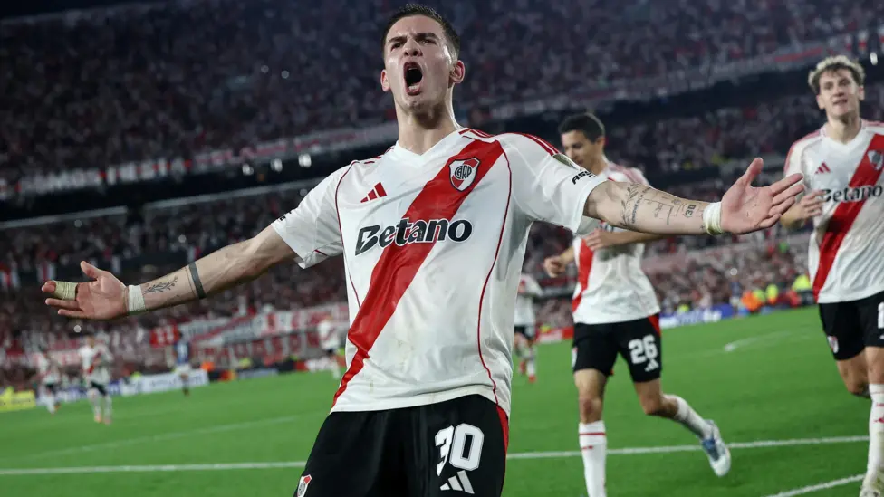 Franco Mastantuono khoác áo Real Madrid