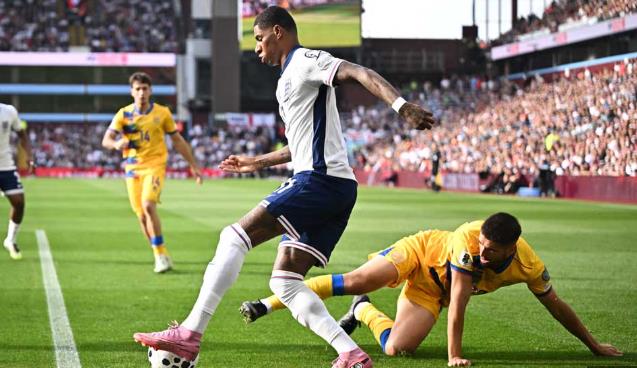 Rashford cần nỗ lực hơn nữa.