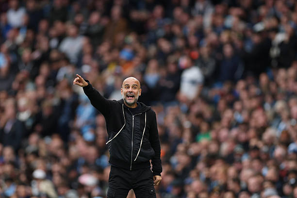 Pep Guardiola cần điều chỉnh tuyến giữa