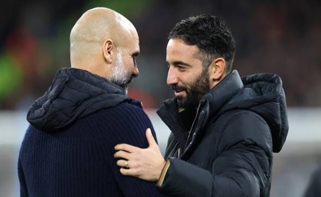 Cả Pep Guardiola và Ruben Amorim đều đang gặp áp lực.