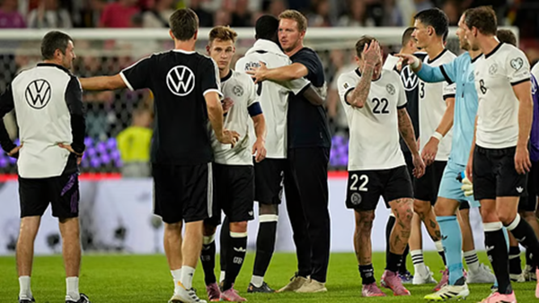 Julian Nagelsmann dẫn dắt đội tuyển Đức