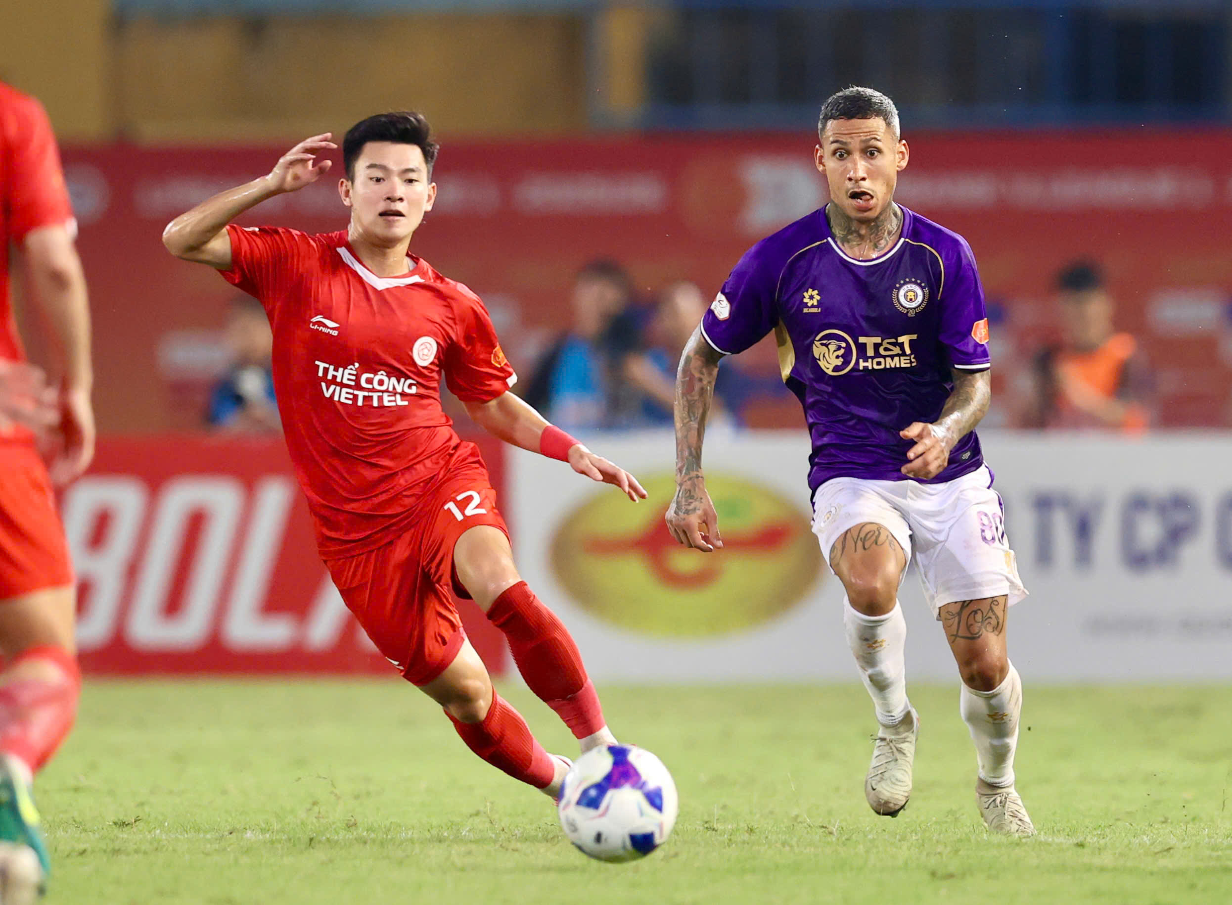 LP Bank V-League 2025/26 qua 4 lượt đấu đầu tiên
