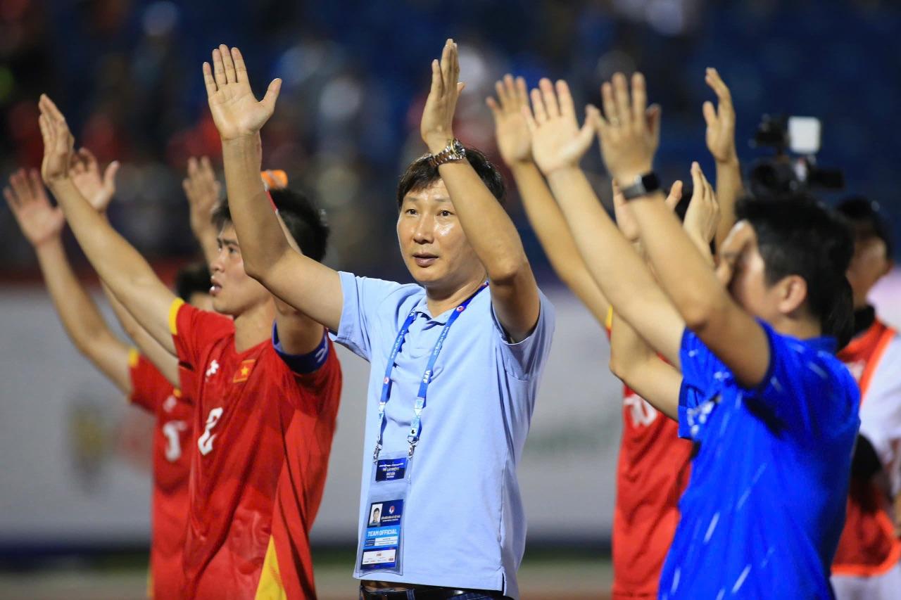 HLV Kim Sang-sik và U23 Việt Nam vô địch