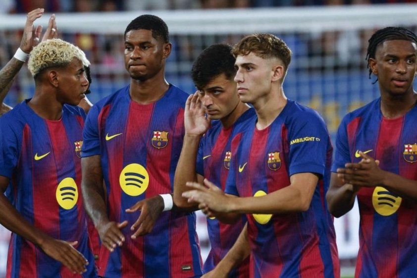 Barca chuẩn bị cho mùa giải La Liga và Champions League