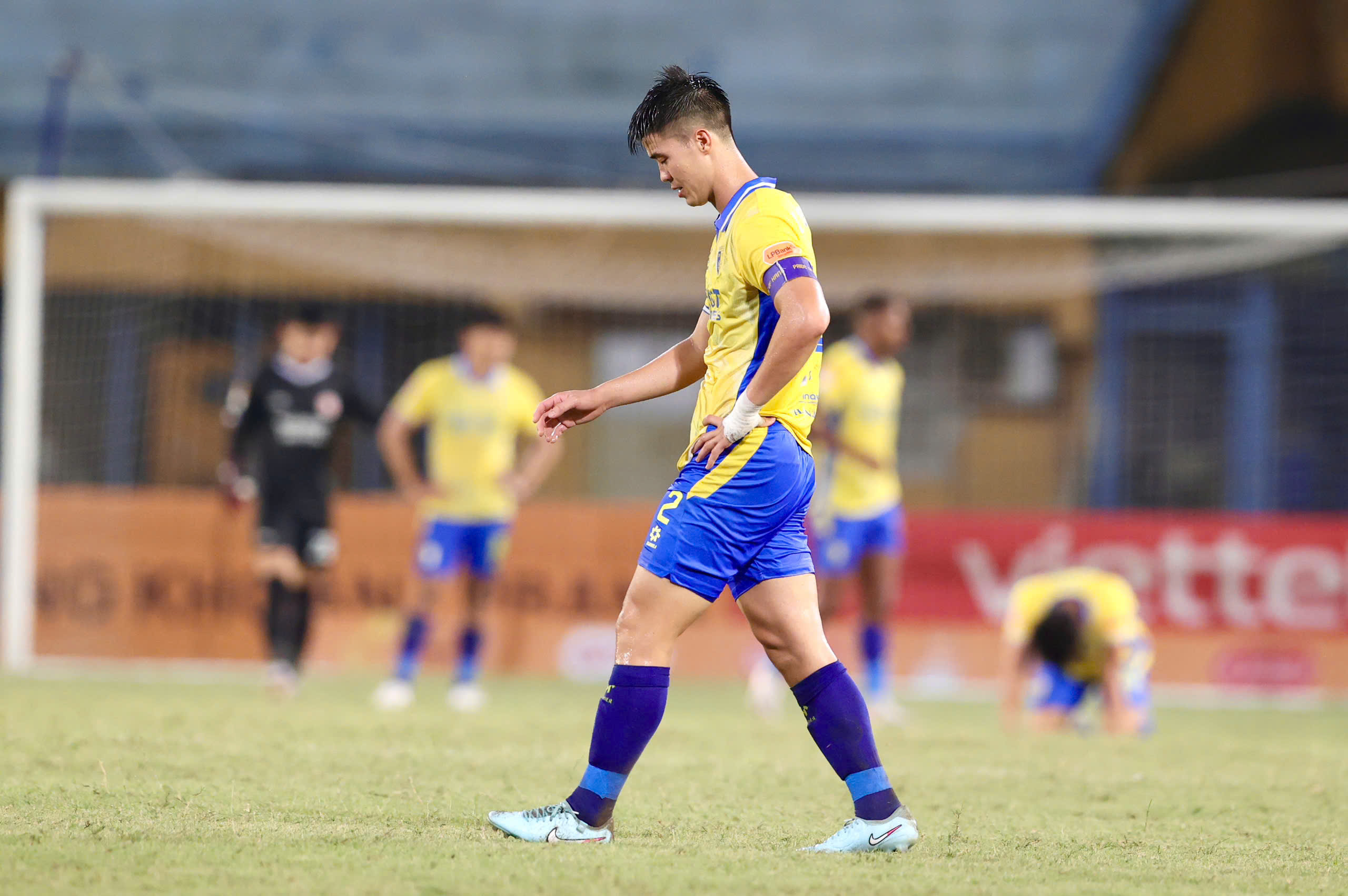 Tương lai của Hà Nội FC tại V-League 2025/26 đang bị đặt dấu hỏi