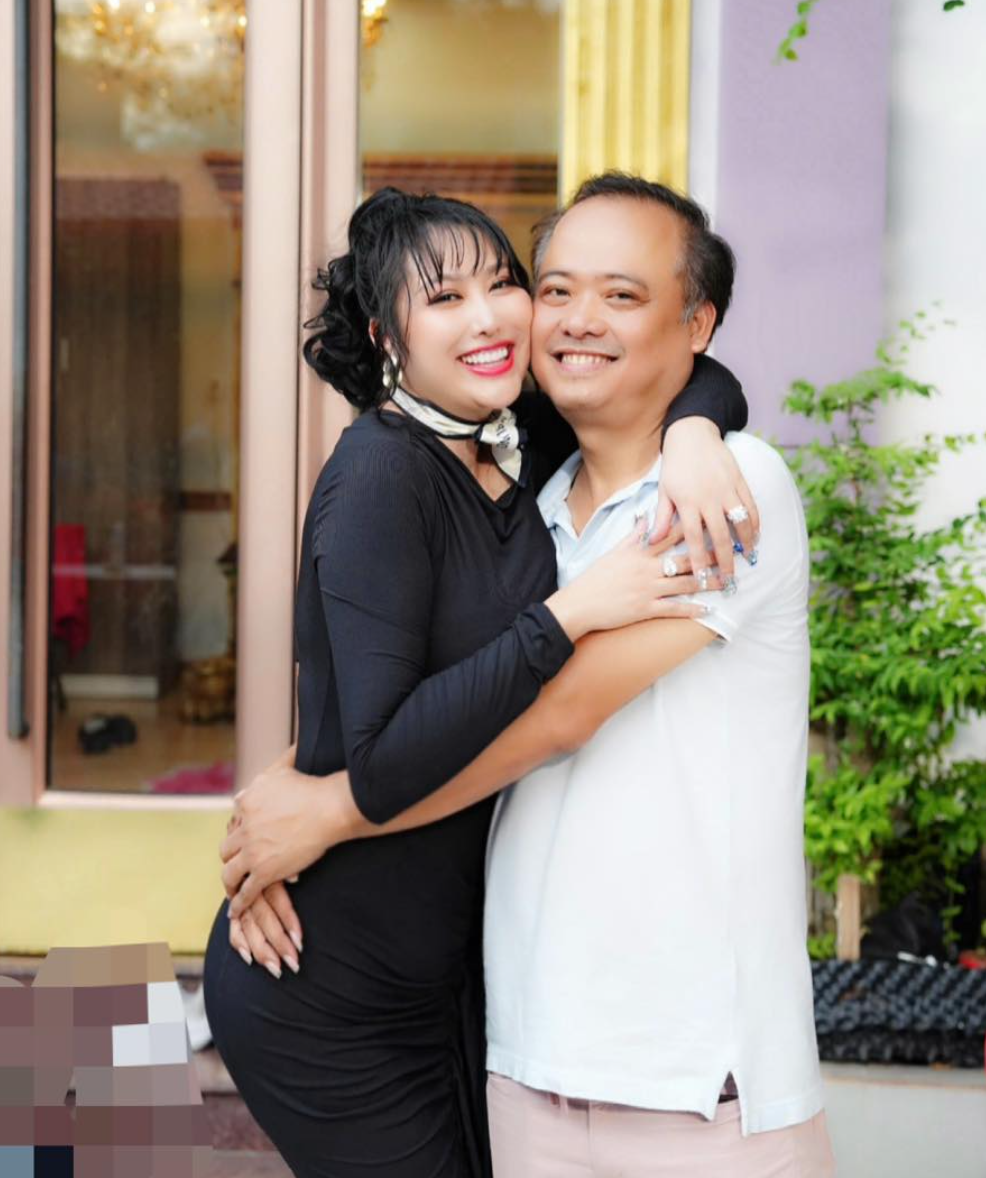 Phi Thanh Vân và bạn trai hơn 10 tuổi - Trần Chí Phú.