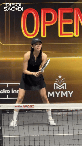 Hiền Hồ với vóc dáng thật trên sân pickleball