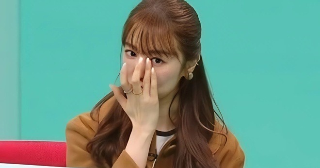 Yoon Eun Hye khóc khi kể lại vụ tạt axit