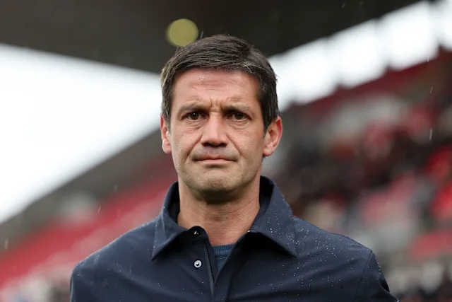 Cristian Chivu trên băng ghế huấn luyện