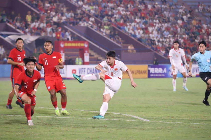 U23 Việt Nam liên tục tấn công nhưng bỏ lỡ cơ hội
