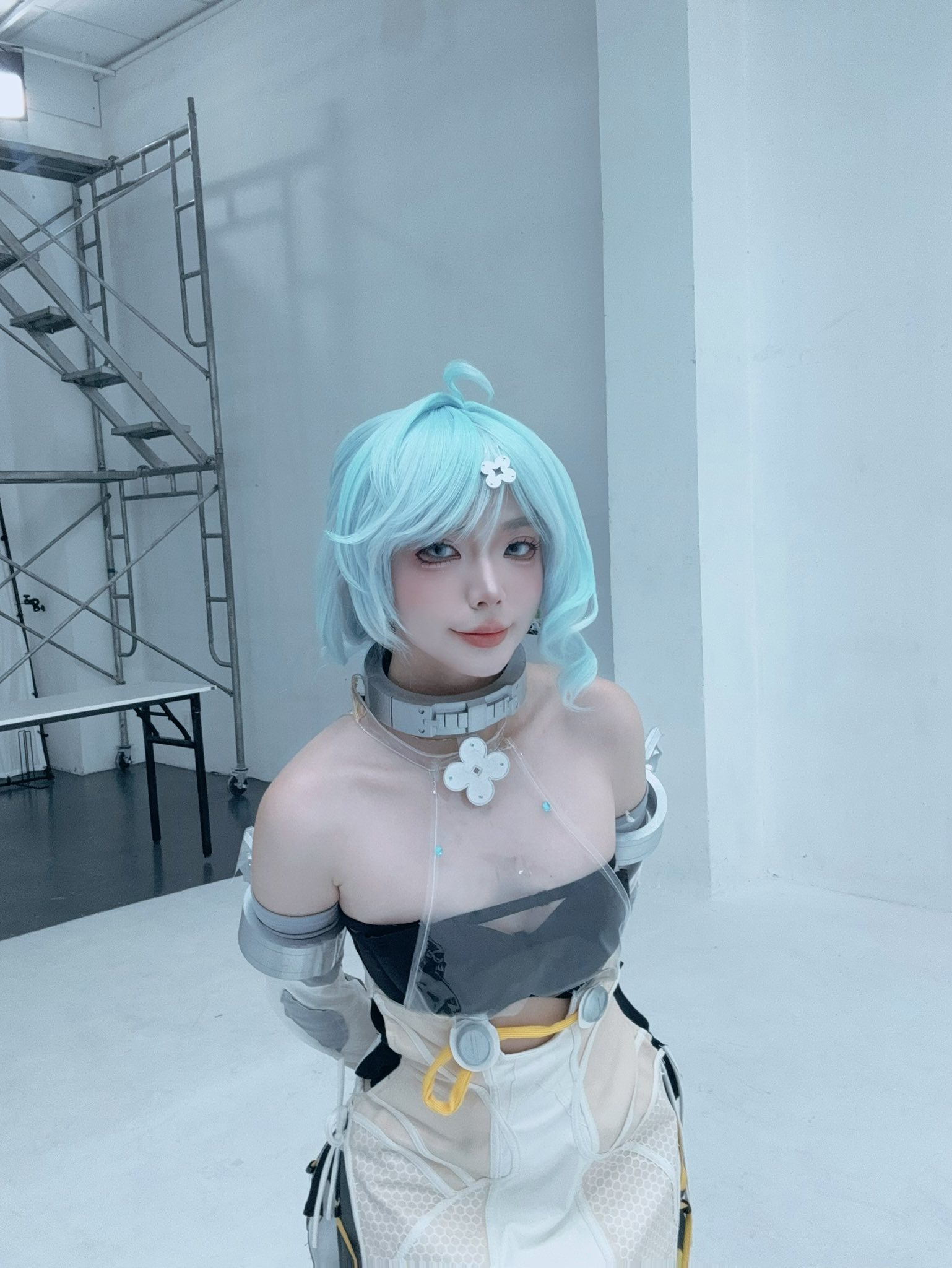 Ảnh chính thức sắp ra mắt từ bộ cosplay Ahri