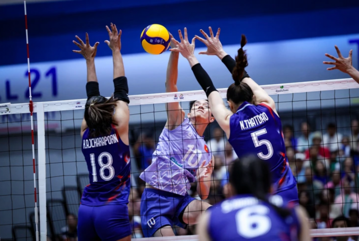 Đội tuyển bóng chuyền nữ Việt Nam tập luyện chuẩn bị SEA Games