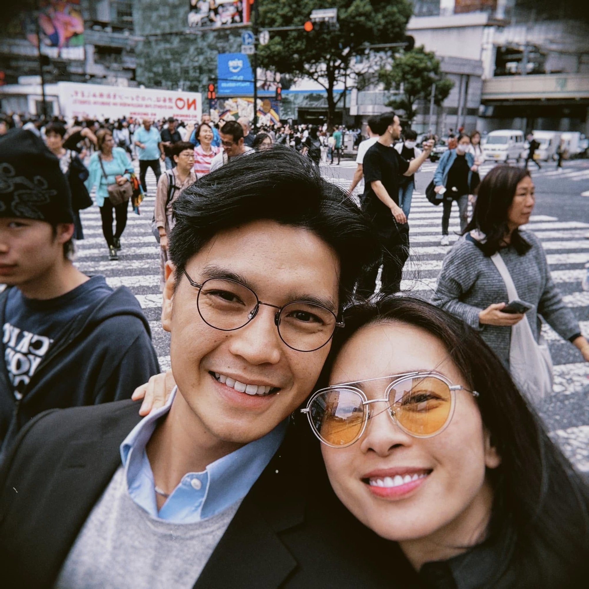 Dù chênh lệch tới 11 tuổi, Huy Trần và Ngô Thanh Vân được nhận xét là cặp chị - em đẹp nhất nhì trong Vbiz