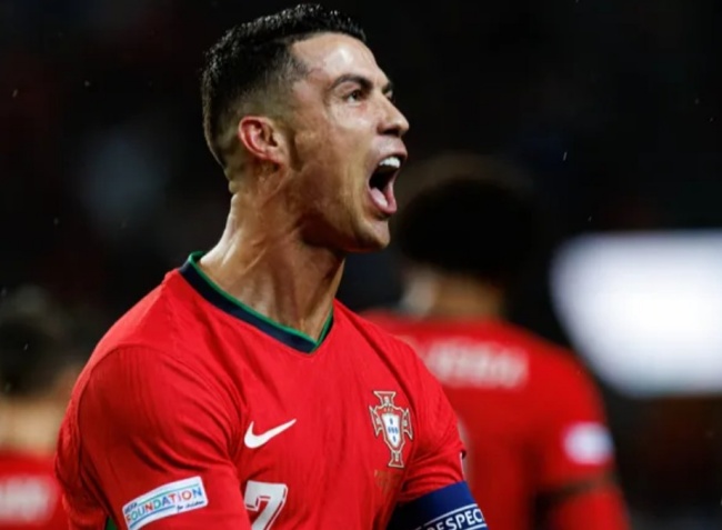 Ronaldo và đồng đội rộng cửa giành chiến thắng.