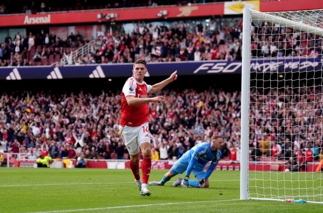 Viktor Gyokeres - Tiền đạo Arsenal