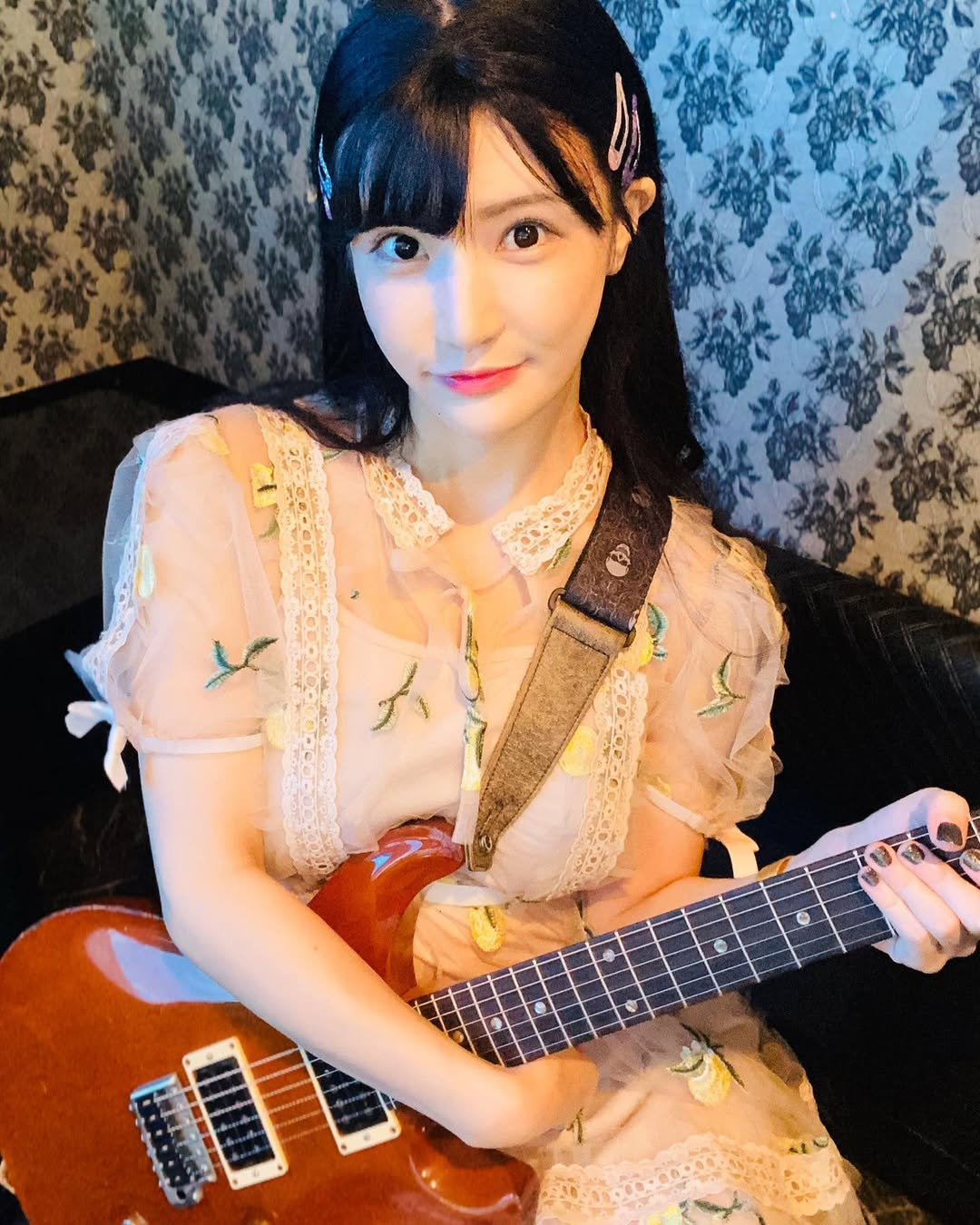 photo-1760944187324 photo-1760944187324