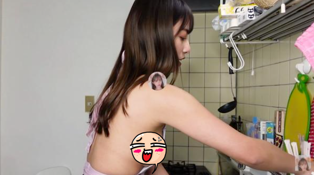 Phản ứng gay gắt của cộng đồng mạng trước phong cách của YouTuber Mizuki