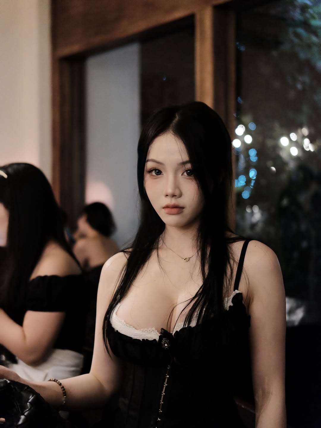 Hot girl  Hot girl